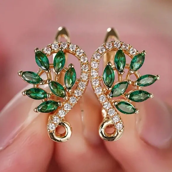 Elegant Gold and Green Leaf Earrings. - Picture 3 of 5